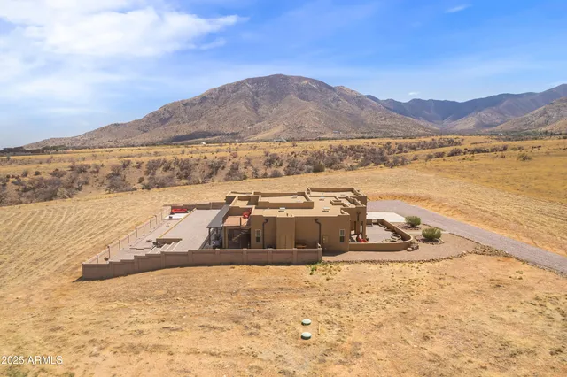 $710,000 | 6100 East Darley Drive, Hereford, AZ 85615