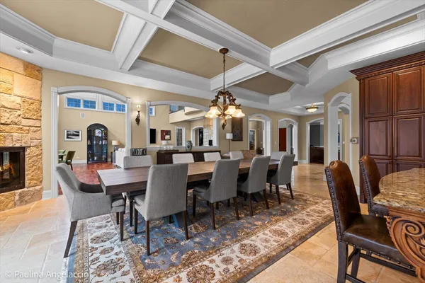 $3,500,000 | 414 Dana Lane, Barrington Hills, IL 60010