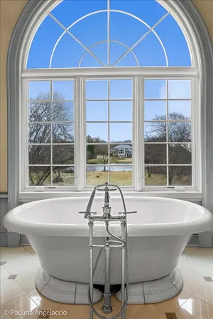 $3,500,000 | 414 Dana Lane, Barrington Hills, IL 60010