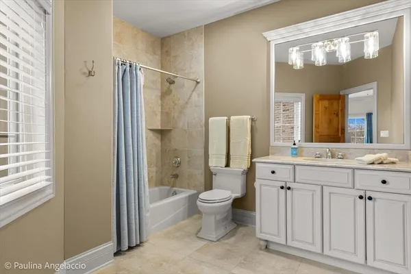 $3,500,000 | 414 Dana Lane, Barrington Hills, IL 60010