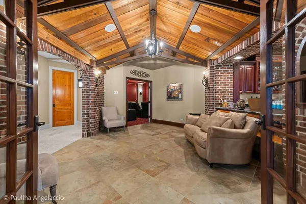 $3,500,000 | 414 Dana Lane, Barrington Hills, IL 60010