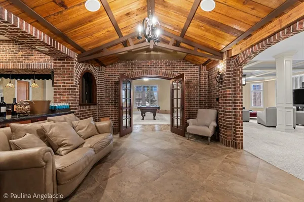 $3,500,000 | 414 Dana Lane, Barrington Hills, IL 60010