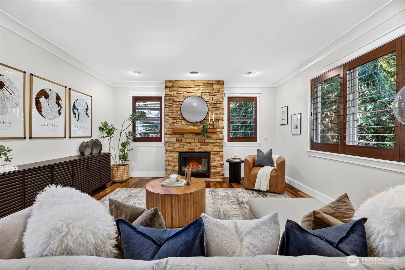 4500 Southwest Hemlock Way Seattle, WA 98136 - Photo 6 of 40 Gallery Image 6