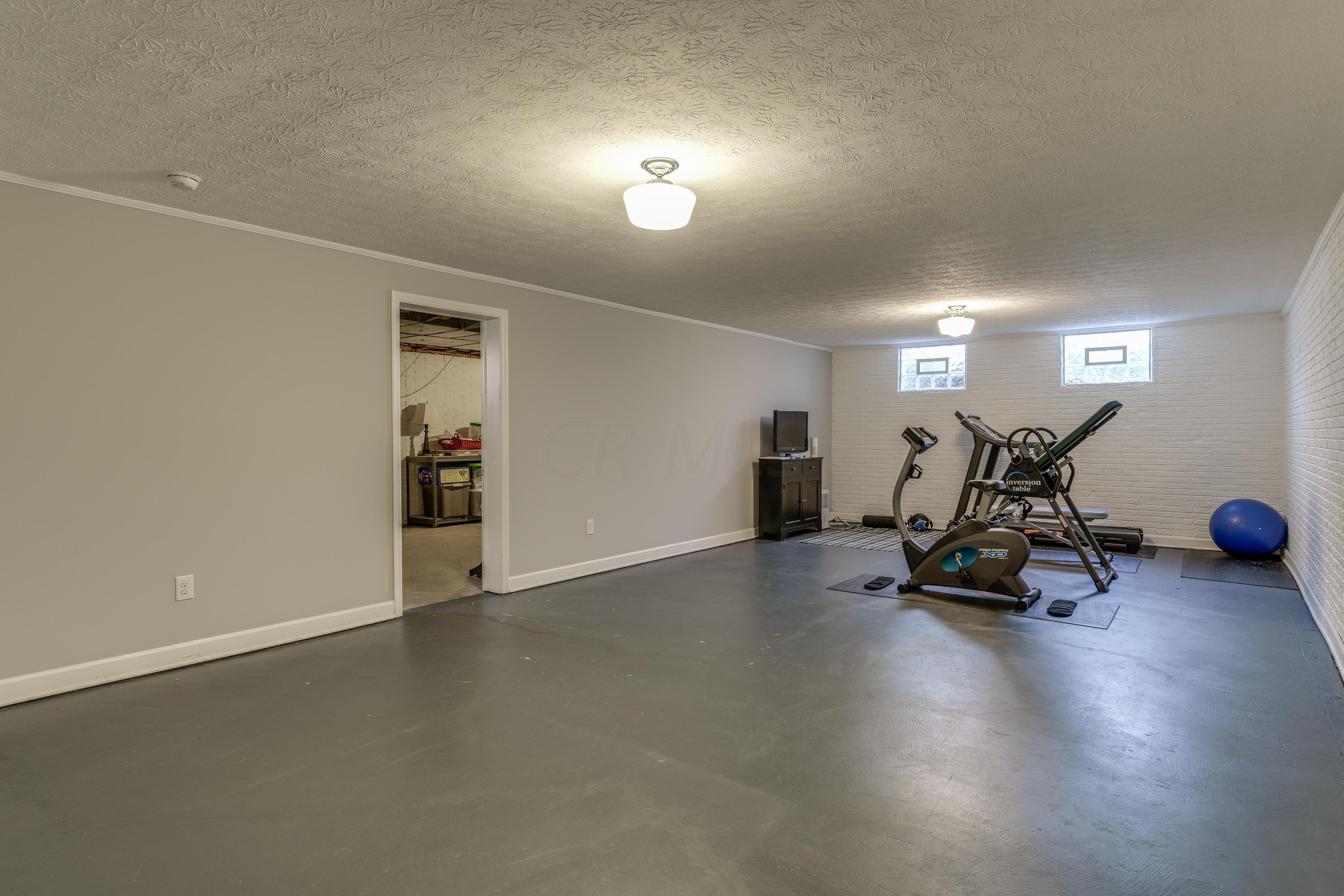 2641 Sandover Road Columbus, OH 43220 - Photo 46 of 56 Gallery Image 46