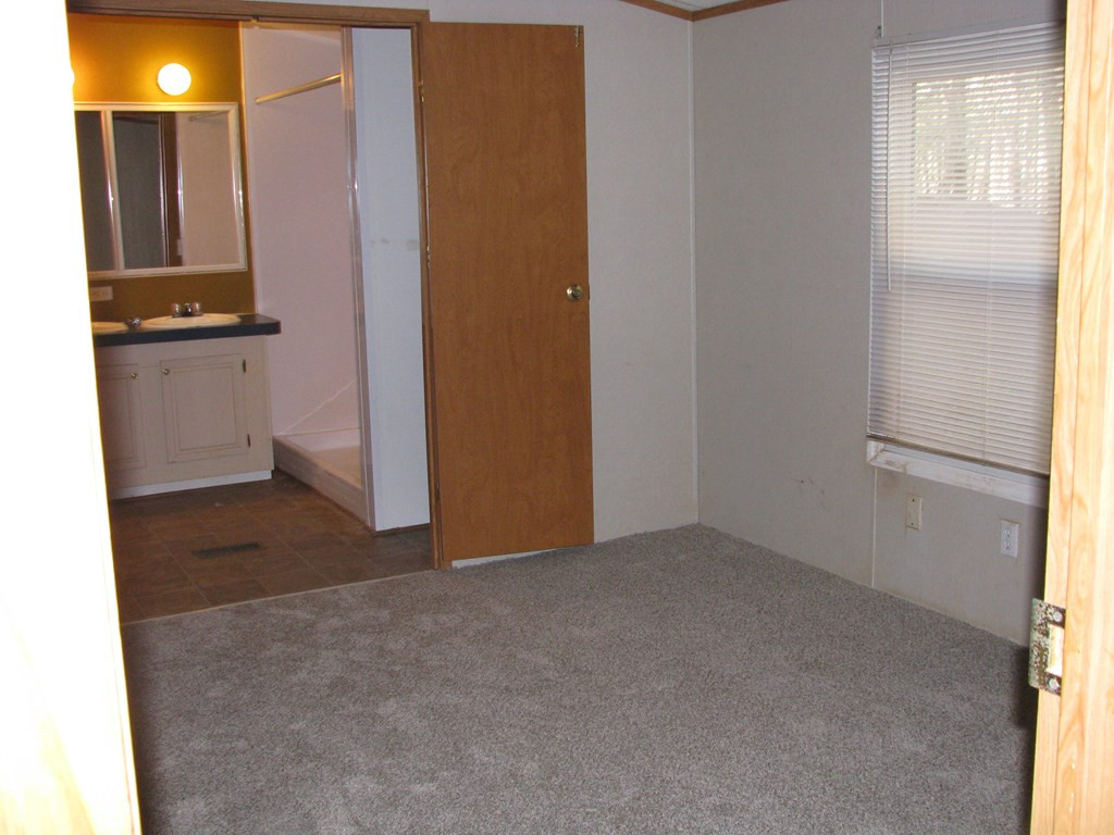 1071 Jones Martin Road Lincolnton, GA 30817 - Photo 4 of 18 Gallery Image 4