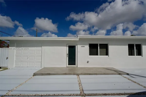 $3,100 | 10381 Southwest 32nd Street, Unit 10381, Miami, FL 33165