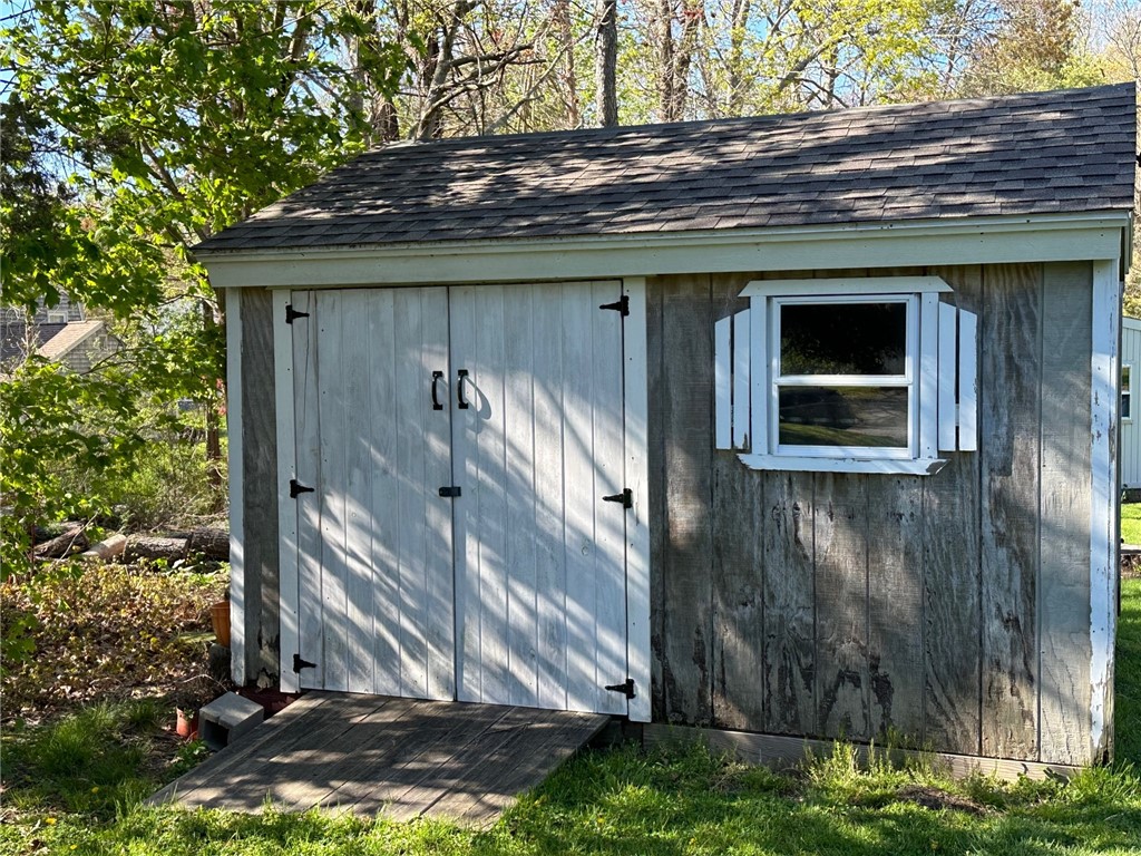 75 Ridgeside Lane Tiverton, RI 02878 - Photo 14 of 30
