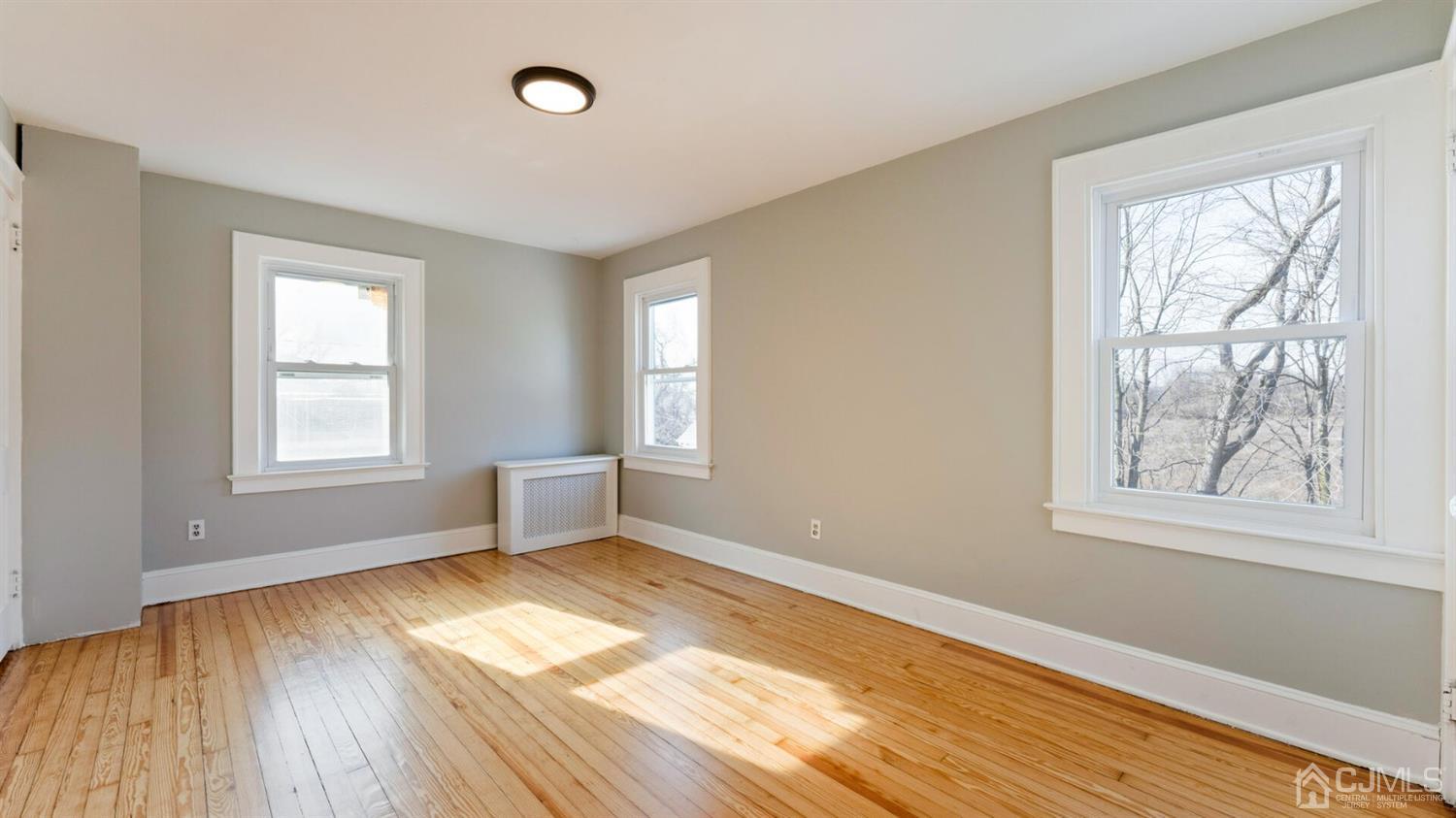 223 Riva Avenue Milltown, NJ 08850 - Photo 26 of 36 Gallery Image 26
