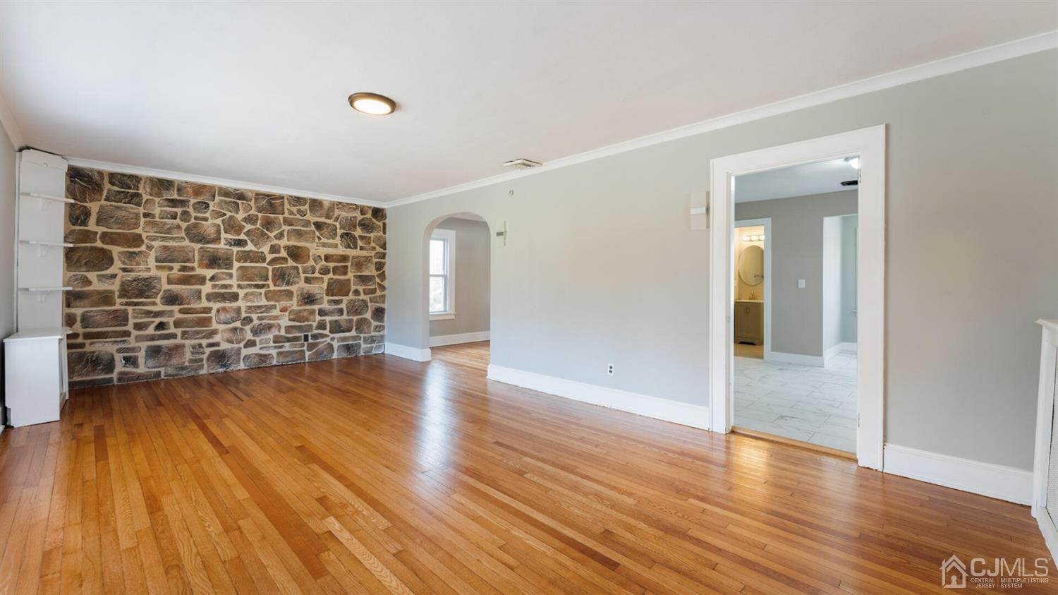 223 Riva Avenue Milltown, NJ 08850 - Photo 6 of 36 Gallery Image 6