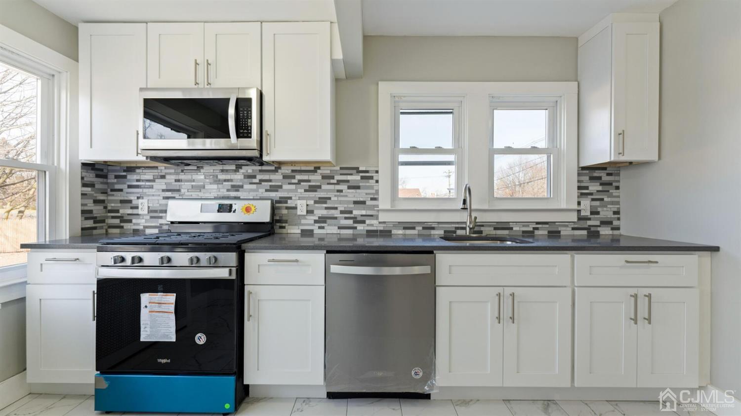 223 Riva Avenue Milltown, NJ 08850 - Photo 10 of 36 Gallery Image 10