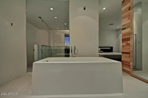 $4,200 | 4747 North Scottsdale Road, Unit STE 1005, Scottsdale, AZ 85251