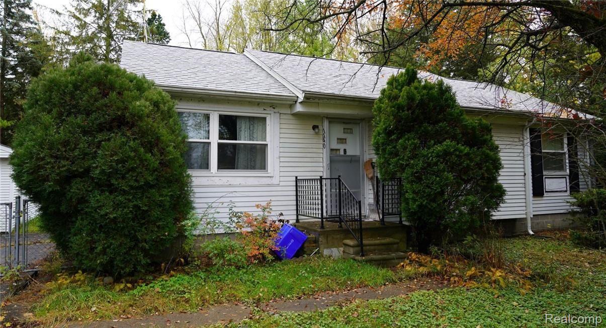 1140 Sigma Road Walled Lake, MI 48390 - Photo 1 of 15 front r.jpg