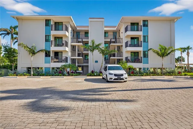 a car parked in front of a building