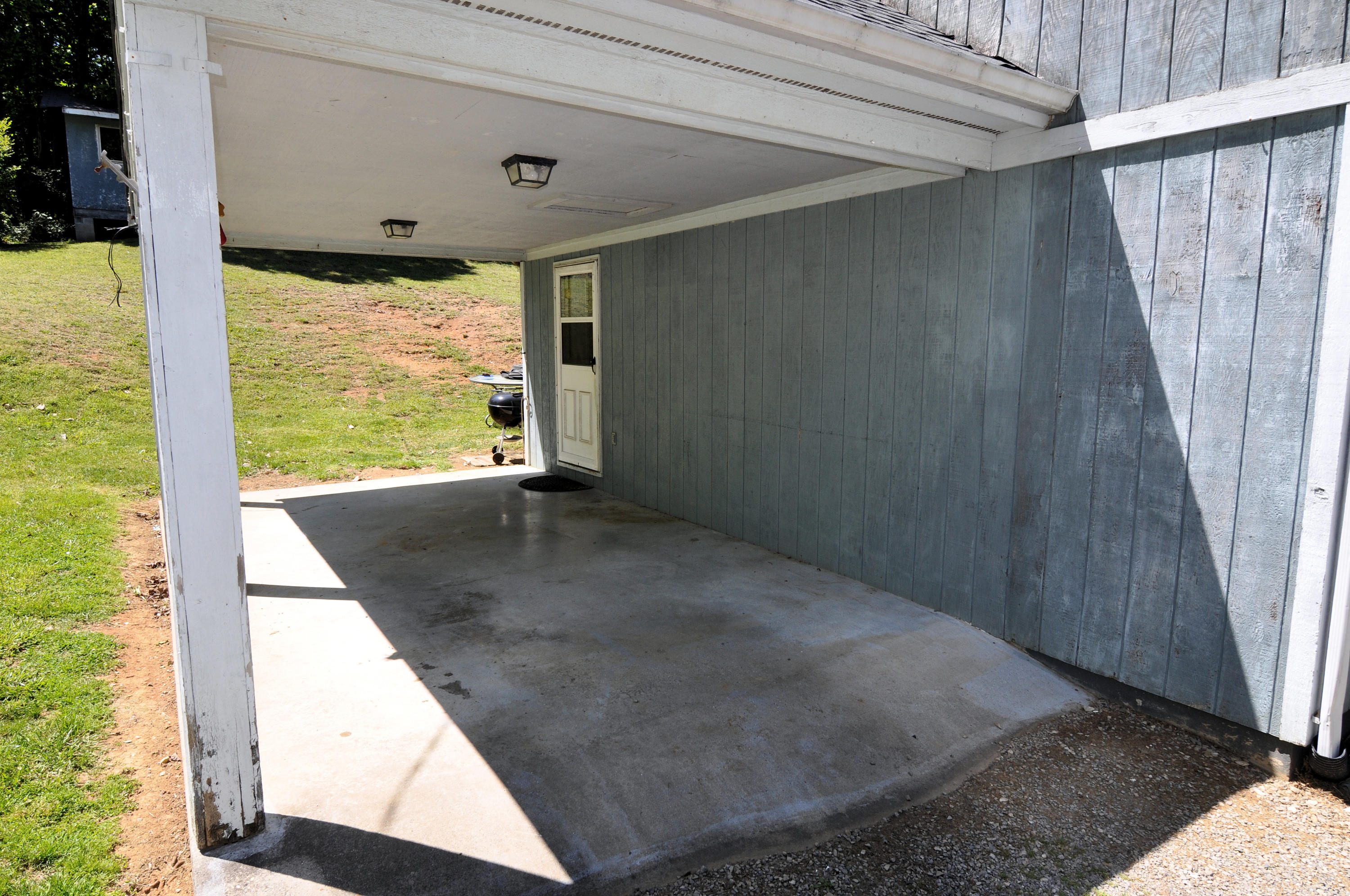 570 Zimmerman Road Blue Ridge, VA 24064 - Photo 10 of 24 a view of an empty room and window