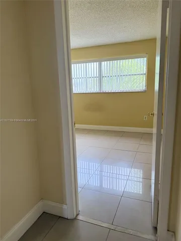 $335,000 | 9365 Fontainebleau, Unit E236, Miami, FL 33172