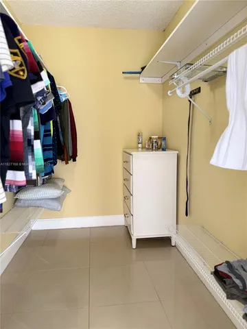 $335,000 | 9365 Fontainebleau, Unit E236, Miami, FL 33172