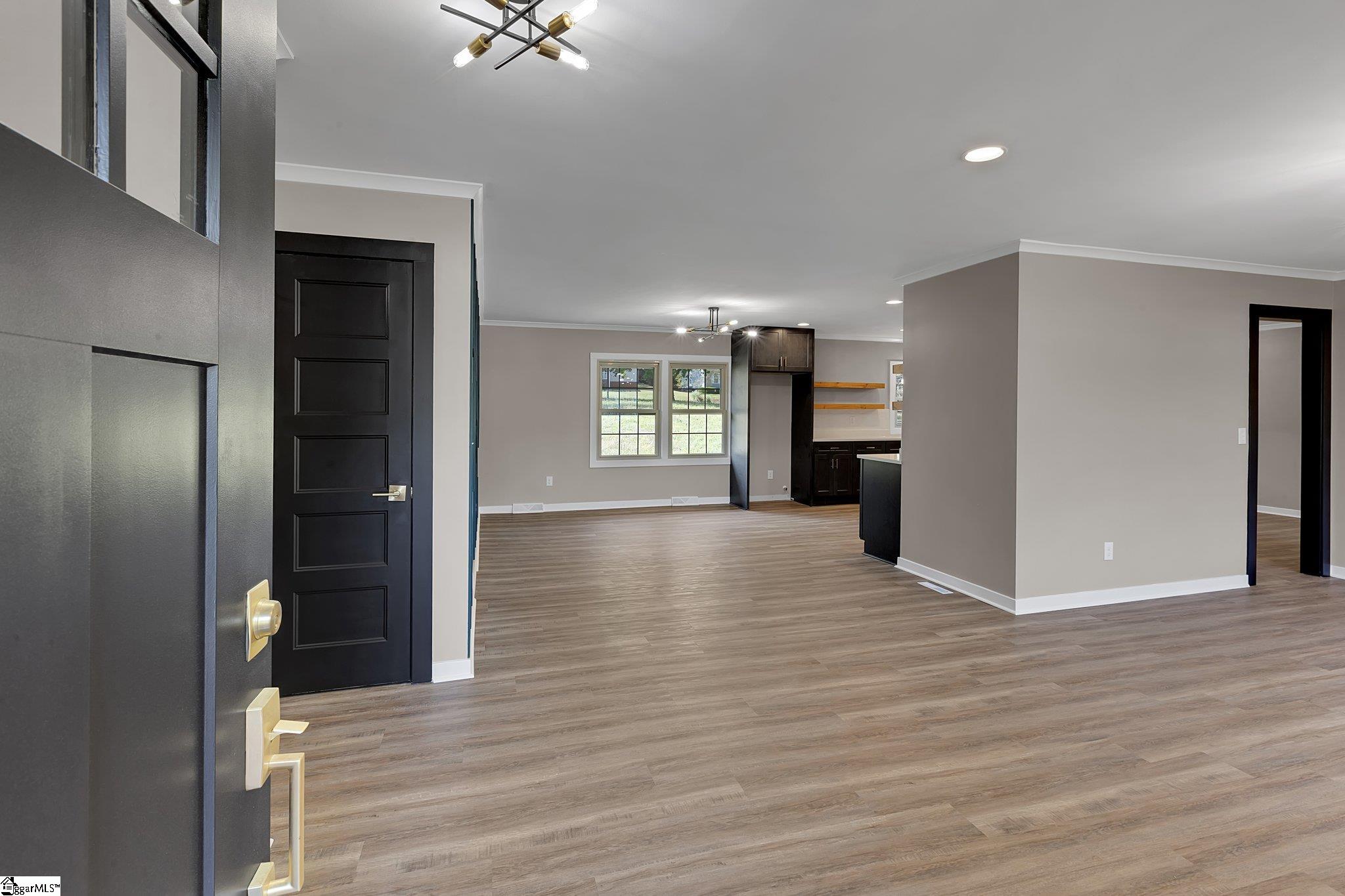 108 Pine Road Laurens, SC 29360 - Photo 7 of 45