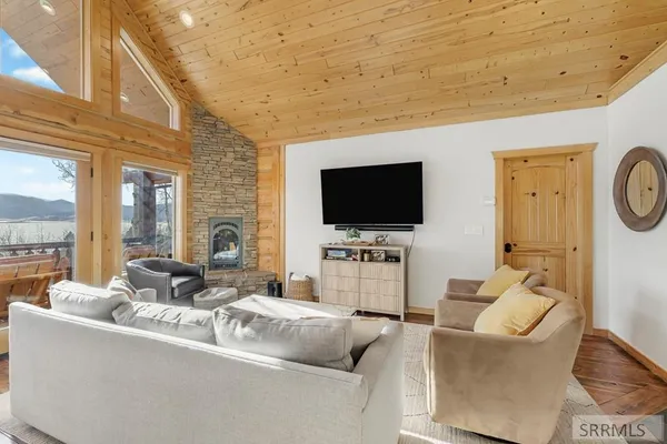 $859,000 | 3864 Overlook Drive, Island Park, ID 83429