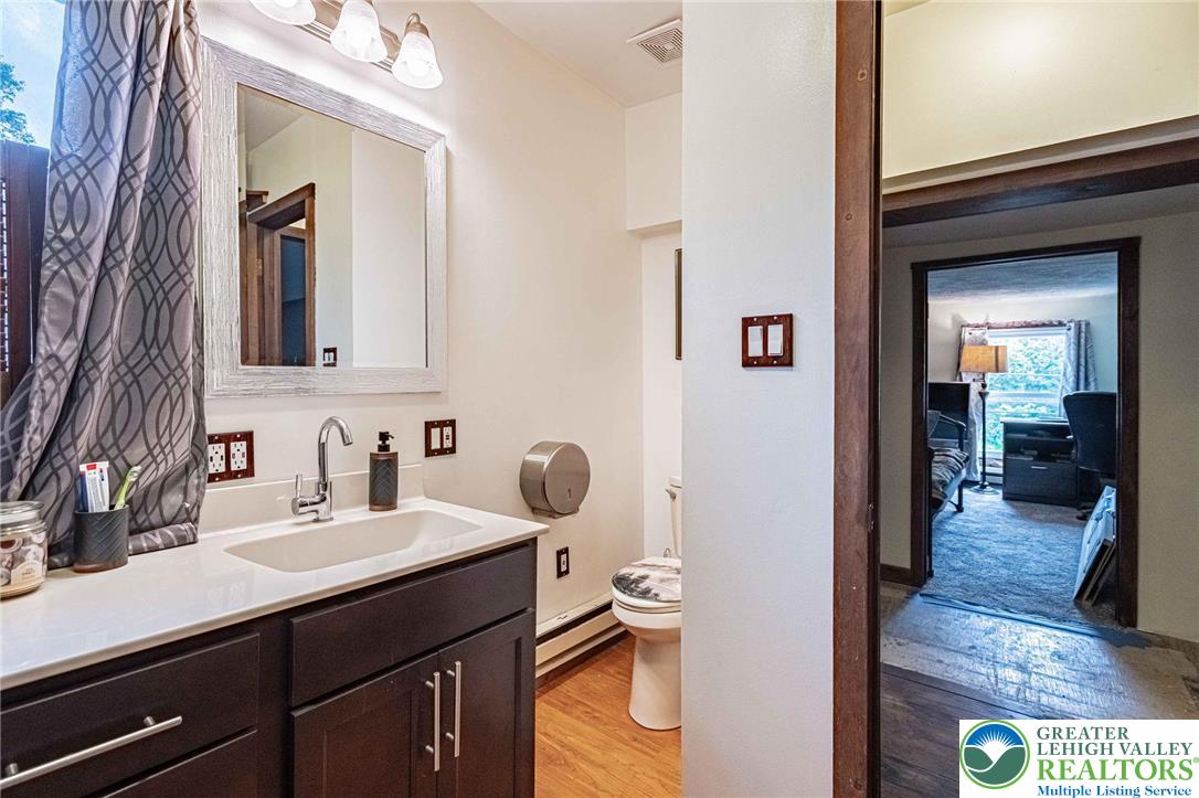 2015 Leithsville Road Hellertown, PA 18055 - Photo 25 of 41