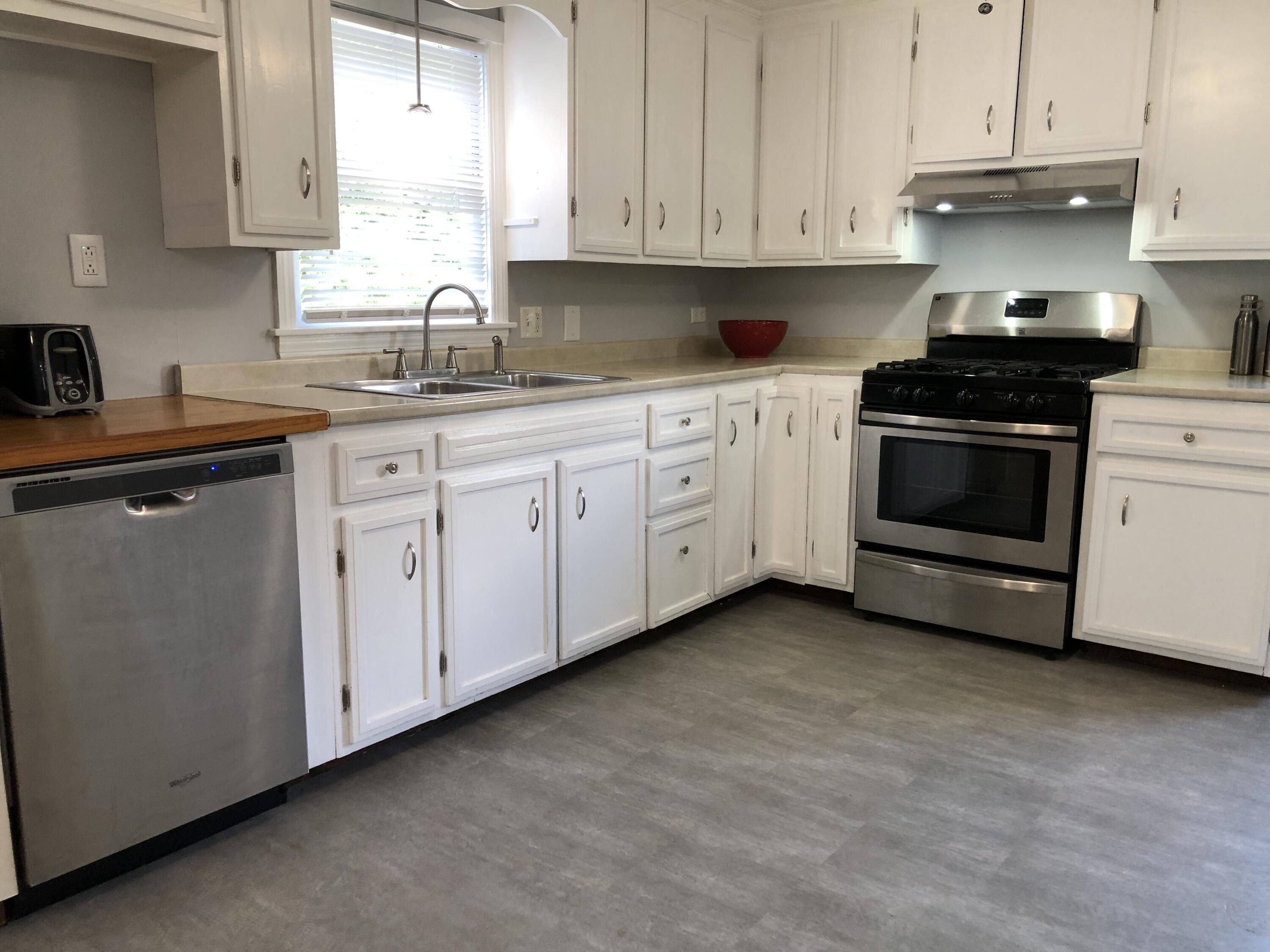 38 Merrymeeting Road Brunswick, ME 04011 - Photo 7 of 24 Kitchen