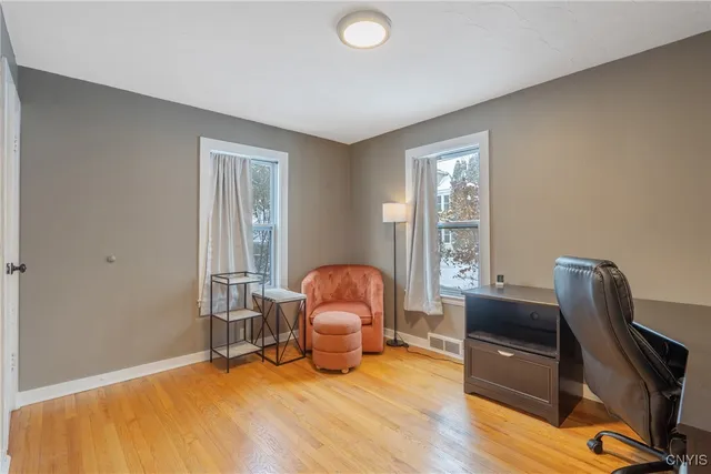 $159,900 | 305 Marlborough Road, Syracuse, NY 13206