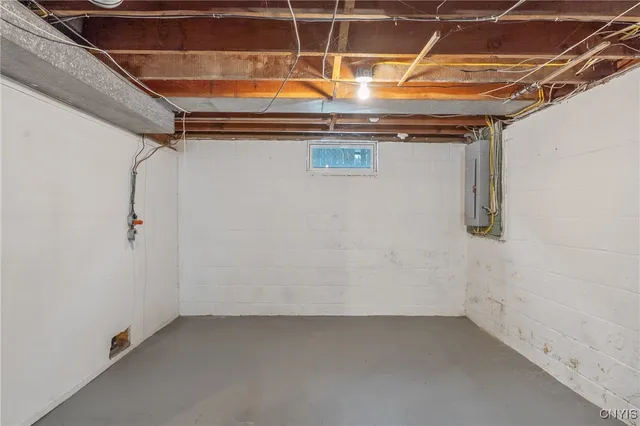 $159,900 | 305 Marlborough Road, Syracuse, NY 13206