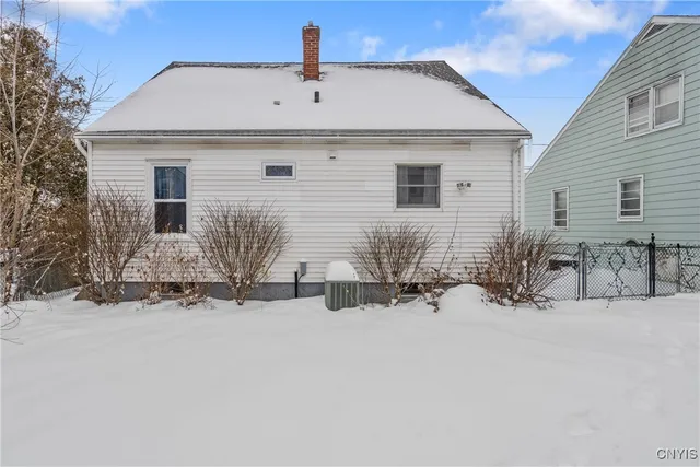 $159,900 | 305 Marlborough Road, Syracuse, NY 13206