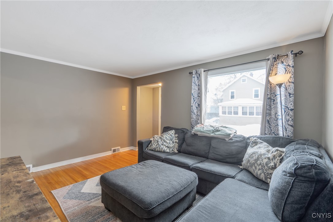 305 Marlborough Road Syracuse, NY 13206 - Photo 5 of 34