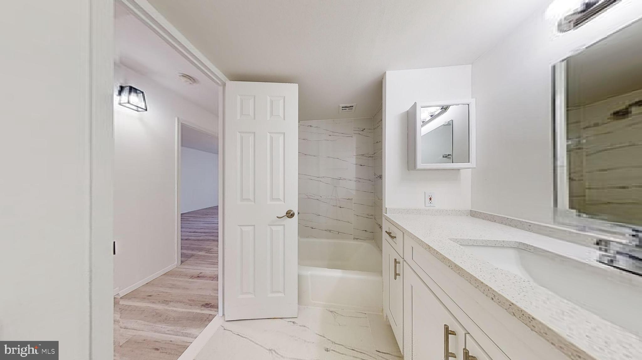 2636 Fort Farnsworth Road, Unit 128 Alexandria, VA 22303 - Photo 13 of 59 Gallery Image 13