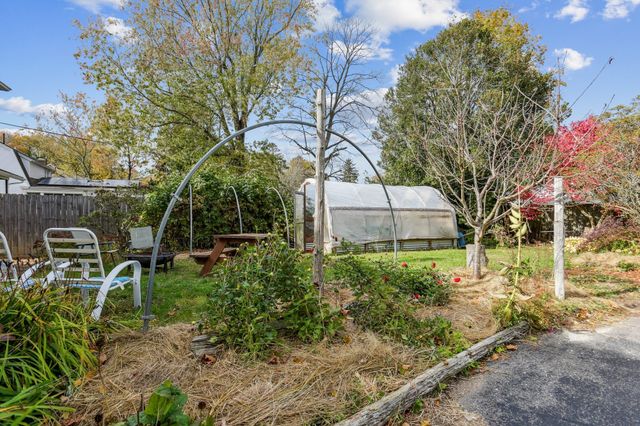 $360,000 | 139 Vauxhall Street, New London, CT 06320