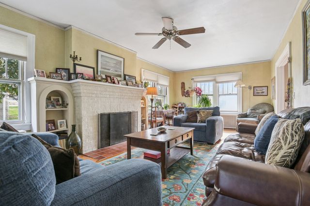 $360,000 | 139 Vauxhall Street, New London, CT 06320