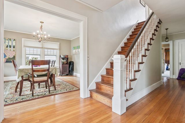 $360,000 | 139 Vauxhall Street, New London, CT 06320