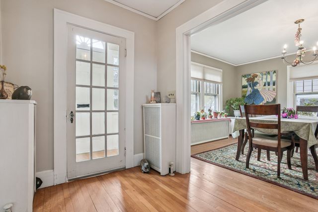 $360,000 | 139 Vauxhall Street, New London, CT 06320