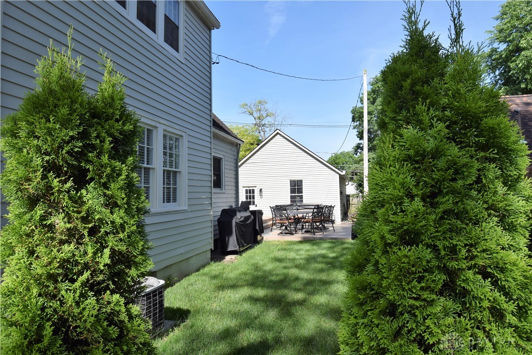 1753 Walnut Terrace Springfield, OH 45504 - Photo 4 of 38 Gallery Image 4