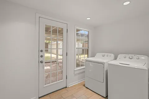 $310,000 | 2725 Wayside Avenue, Fort Worth, TX 76110