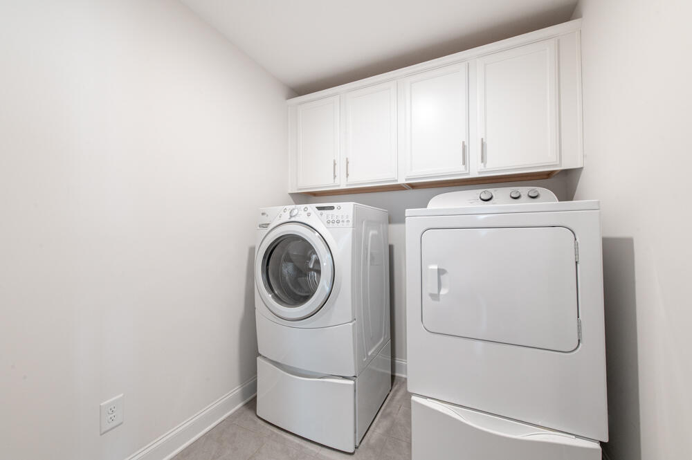 142 Fitzsimmon's Drive North Augusta, SC 29860 - Photo 24 of 36 Laundry Room!