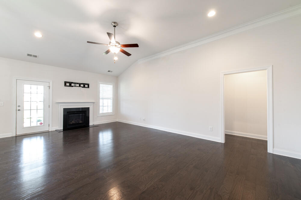 142 Fitzsimmon's Drive North Augusta, SC 29860 - Photo 9 of 36 Living Room!