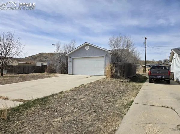 $172,800 | 1518 Bradish Avenue, La Junta, CO 81050