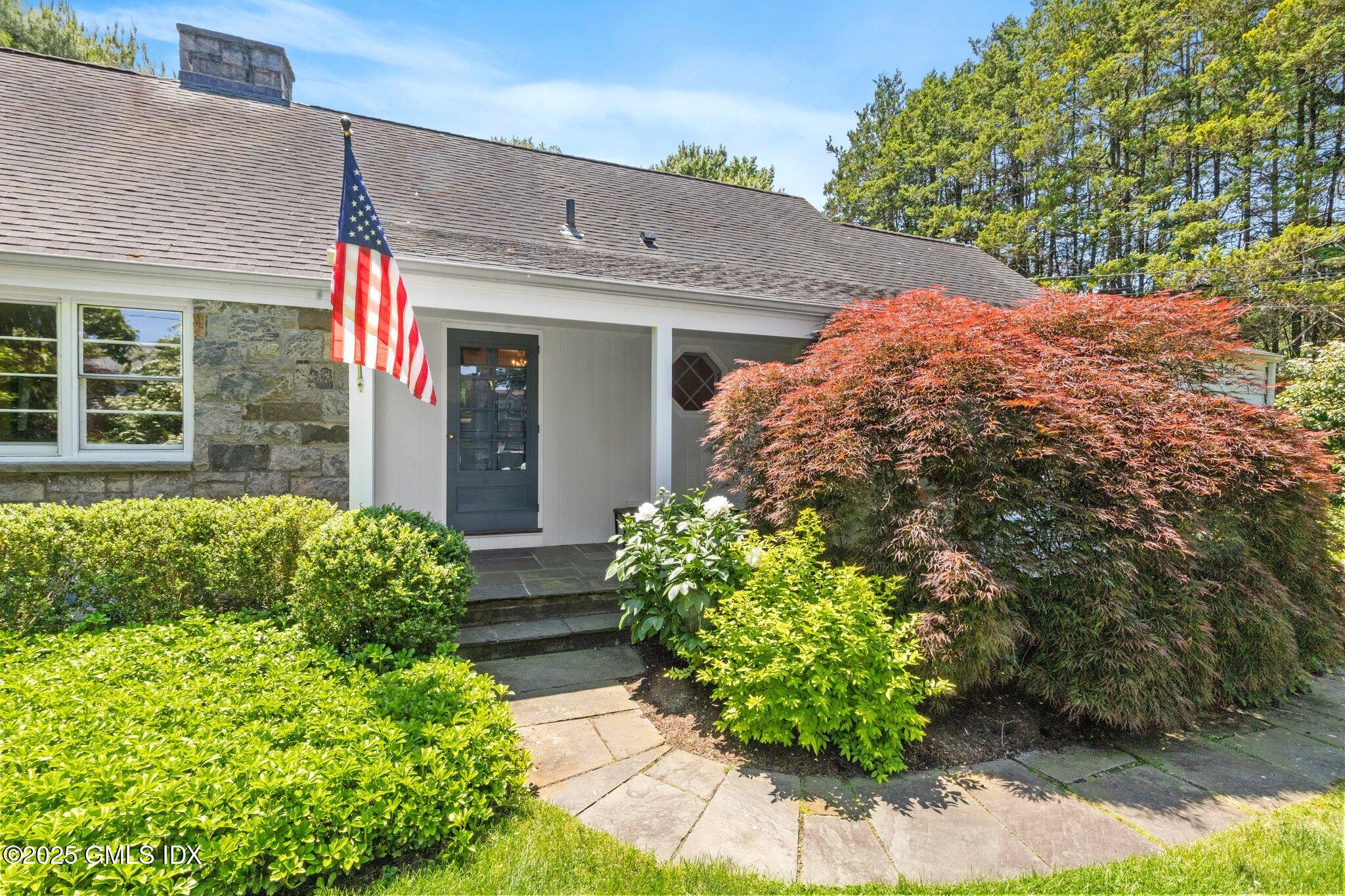 16 Verona Drive Riverside, CT 06878 - Photo 3 of 25 Welcome to 16 Verona Drive