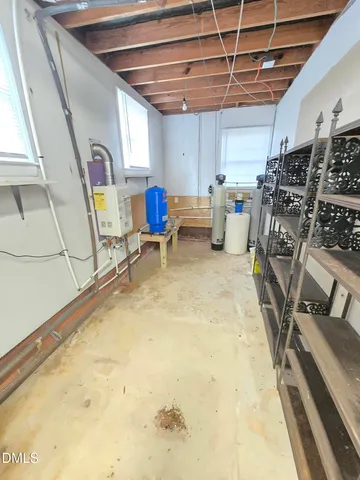 a view of a storage & utility room