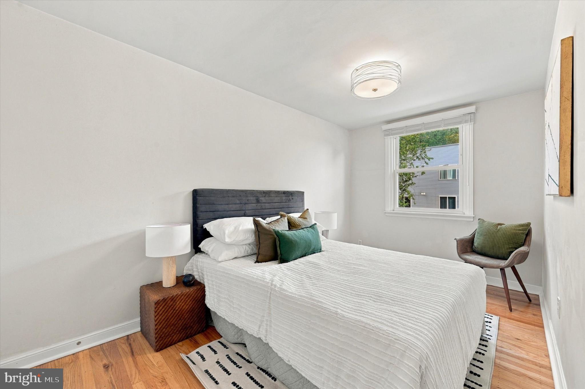 8053 Winston Road Philadelphia, PA 19118 - Photo 18 of 25 Gallery Image 18
