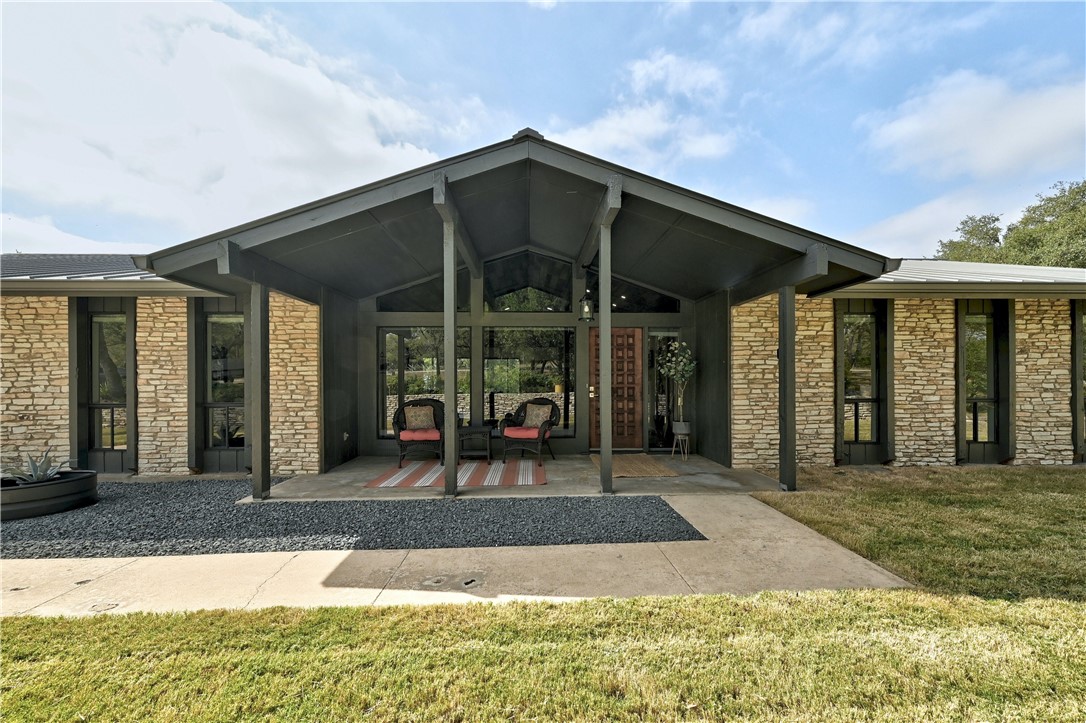 8706 South View Road Austin, TX 78737 - Photo 1 of 1 Welcome Home to 8706 S. View!