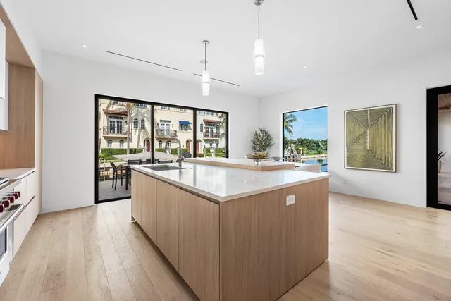 $6,299,999 | 819 Bamboo Lane, Delray Beach, FL 33483