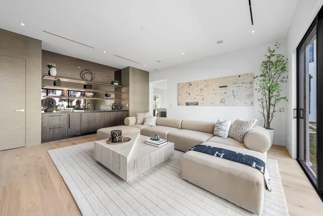 $6,299,999 | 819 Bamboo Lane, Delray Beach, FL 33483