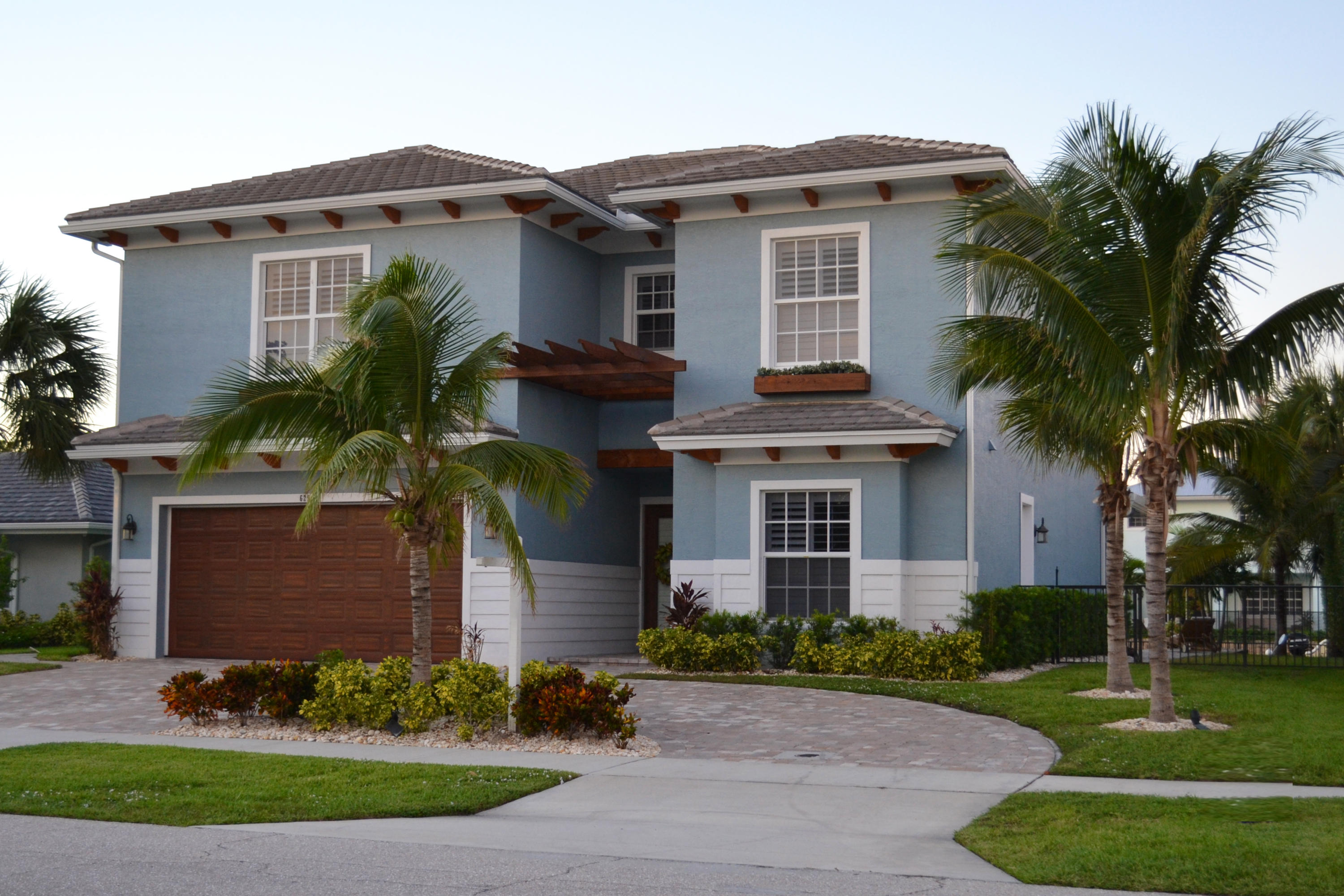 629 Inlet Road North Palm Beach, FL 33408 - Photo 1 of 25 front