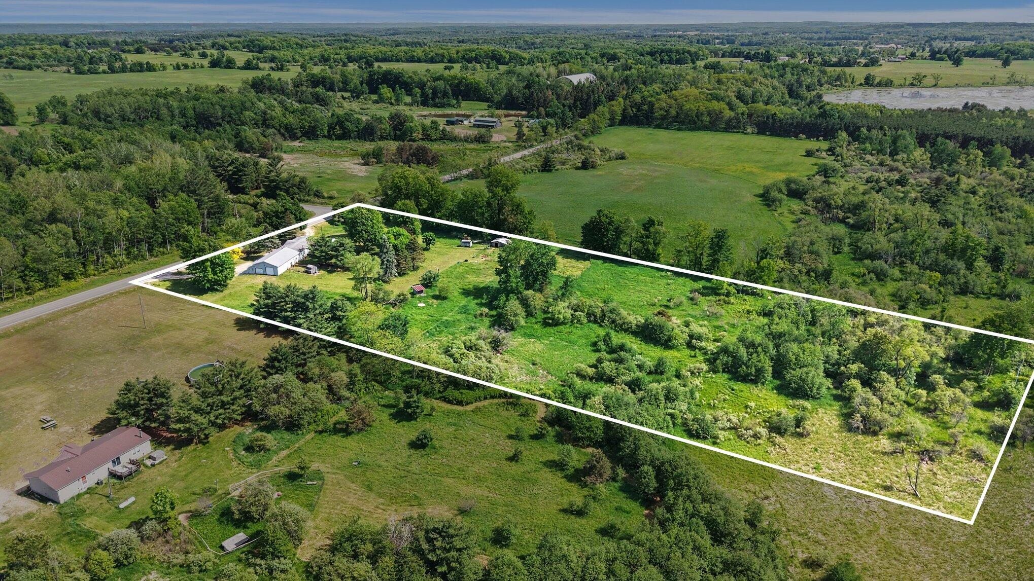 10967 South Hawkins Road Reed City, MI 49677 - Photo 19 of 24 007_file_3124