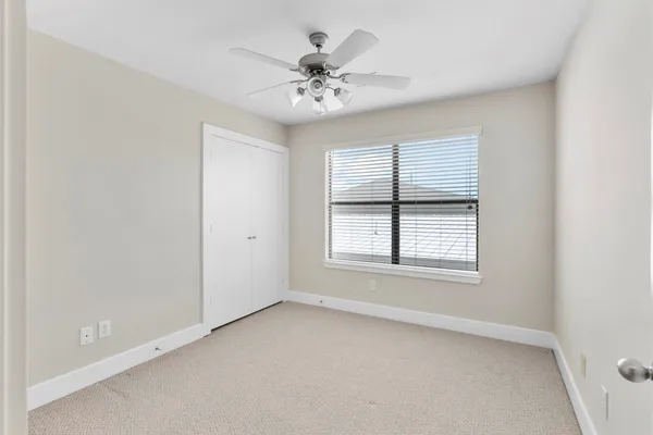 $220,000 | 8715 Meadowcroft Drive, Unit 201, Houston, TX 77063