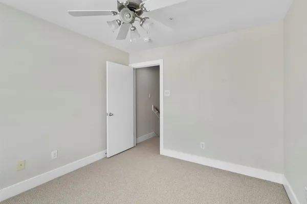 $220,000 | 8715 Meadowcroft Drive, Unit 201, Houston, TX 77063