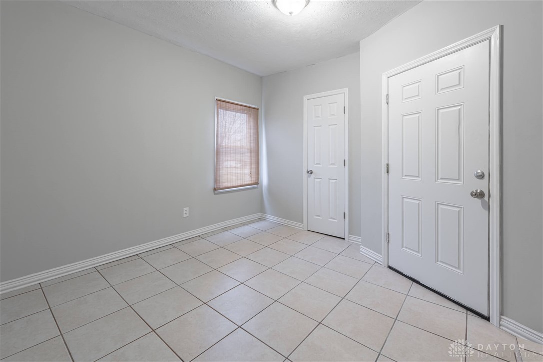 4817 Fisher Road Franklin, OH 45005 - Photo 16 of 34 Gallery Image 16