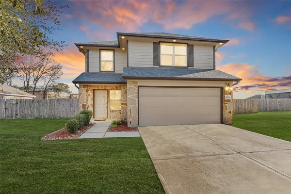 $2,000 | 1604 Hickory Burl Lane, Conroe, TX 77301